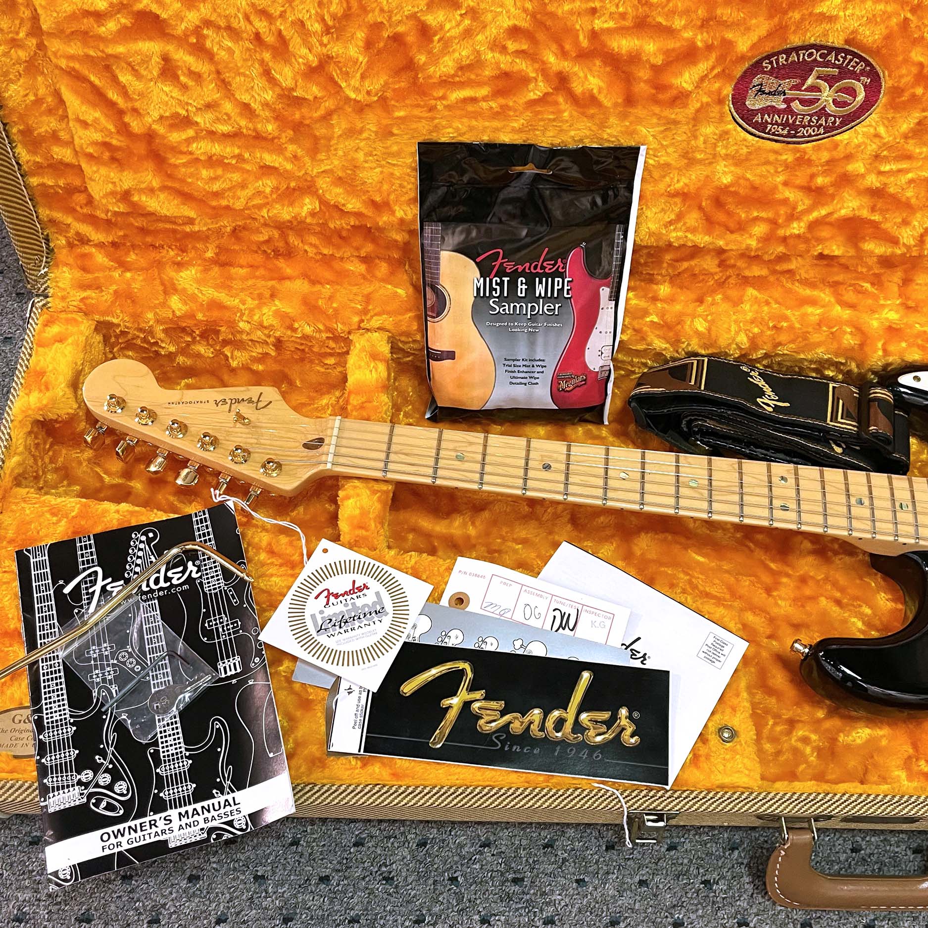 2004 Fender American Deluxe 50th Anniversary Stratocaster - 2 Tone