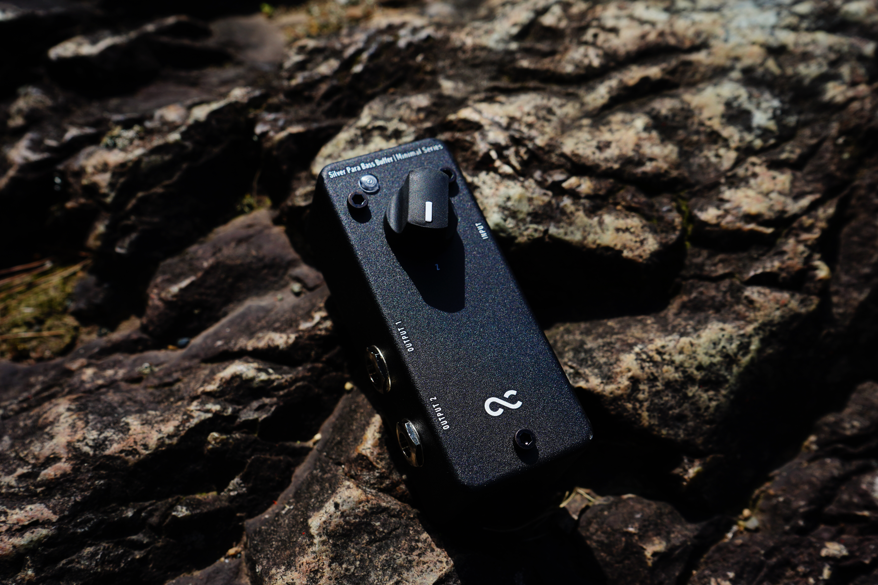 One Control Minimal Series Silver Para Bass Buffer OC-M-SPBB - Effects Pedal for Electric Guitar